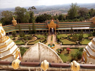 Maha Chedi Chai Mongkhol