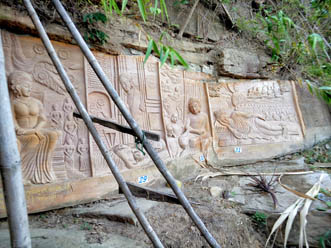 Wat Tham Phupha Khao