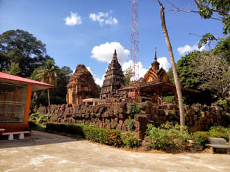 Wat Ku Phra Kona