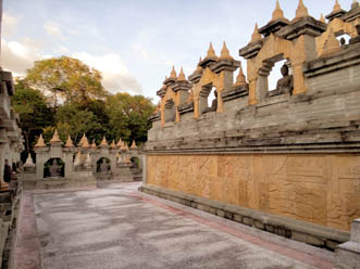 Wat Prachakhom Wanaram (Pa Kung)